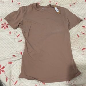 Skims shirt sleeve T-shirt